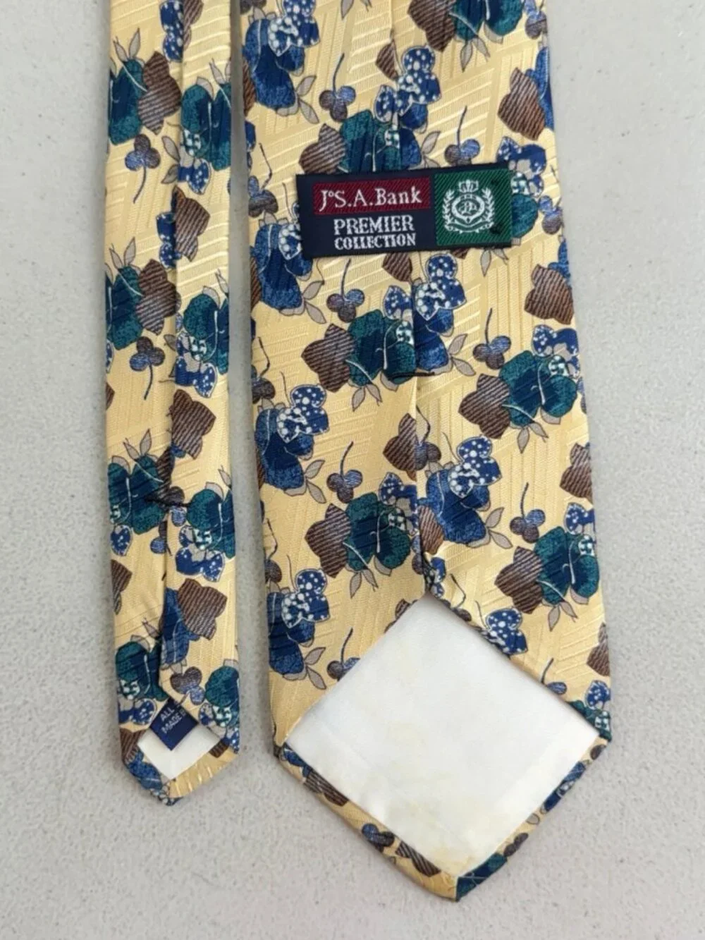 Jos. A. Bank vintage floral
